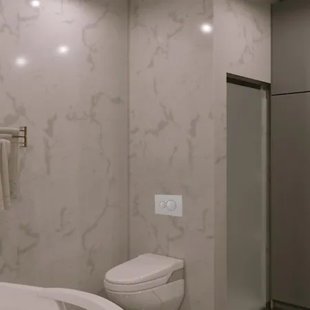 Duplex Reale In Stile Moderno Castelletto Di Brenzone